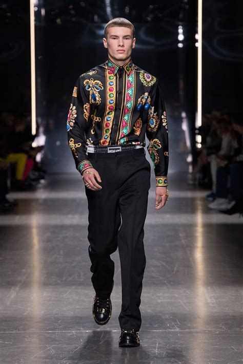 versace mens runway 2019|Versace runway models.